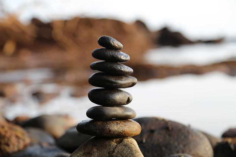 Tower of small stones balanced on each other